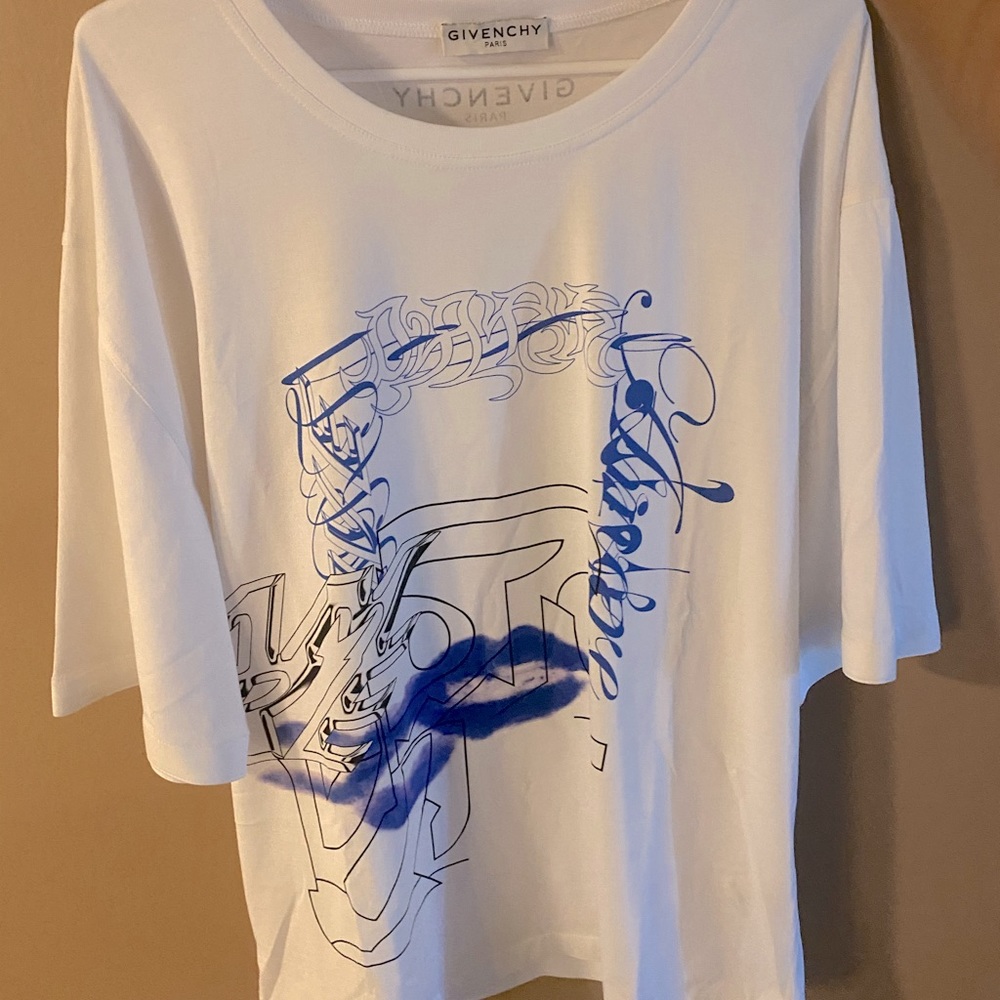 Givenchy T Shirt